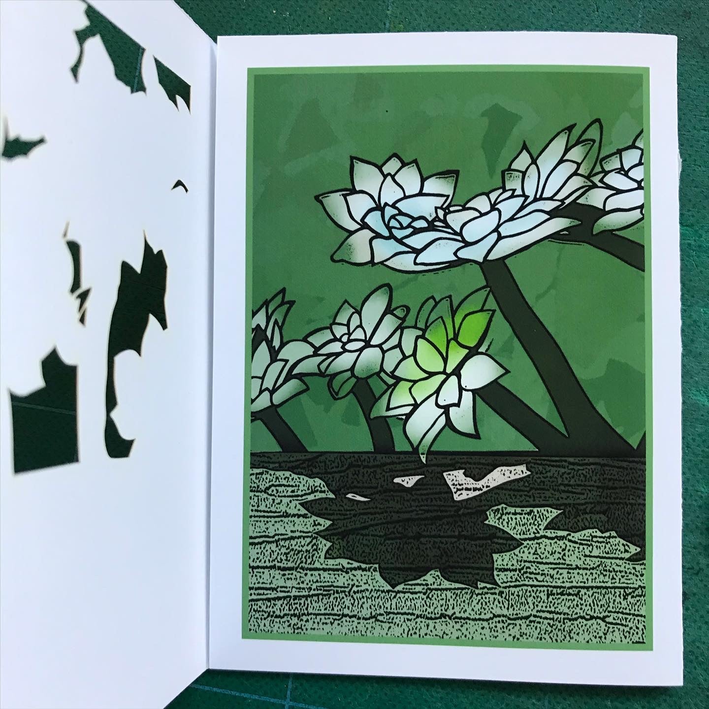 Hens&Chickens Papercut Card (TRIfold)