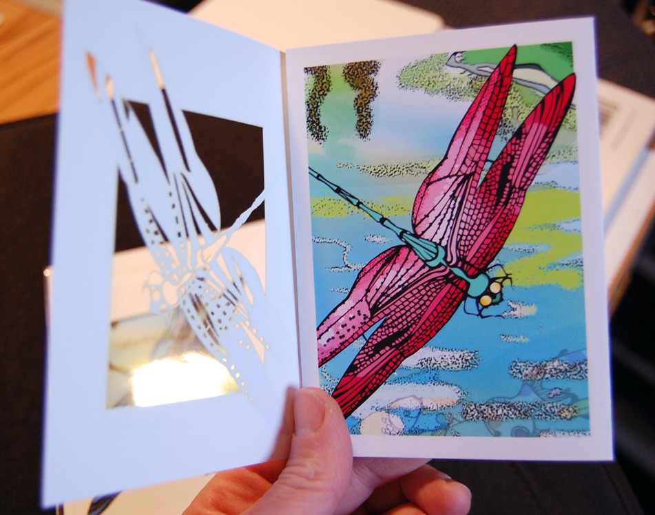 Dragonfly Papercut Card (TRIfold)